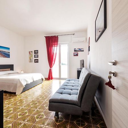 In Riva Al Mare B&B Capo d'Orlando Exterior photo