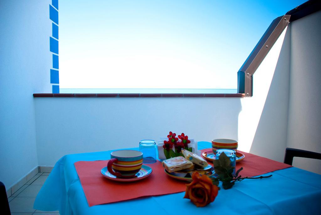 In Riva Al Mare B&B Capo d'Orlando Room photo