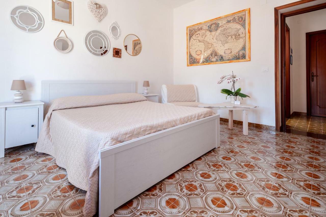 In Riva Al Mare B&B Capo d'Orlando Exterior photo