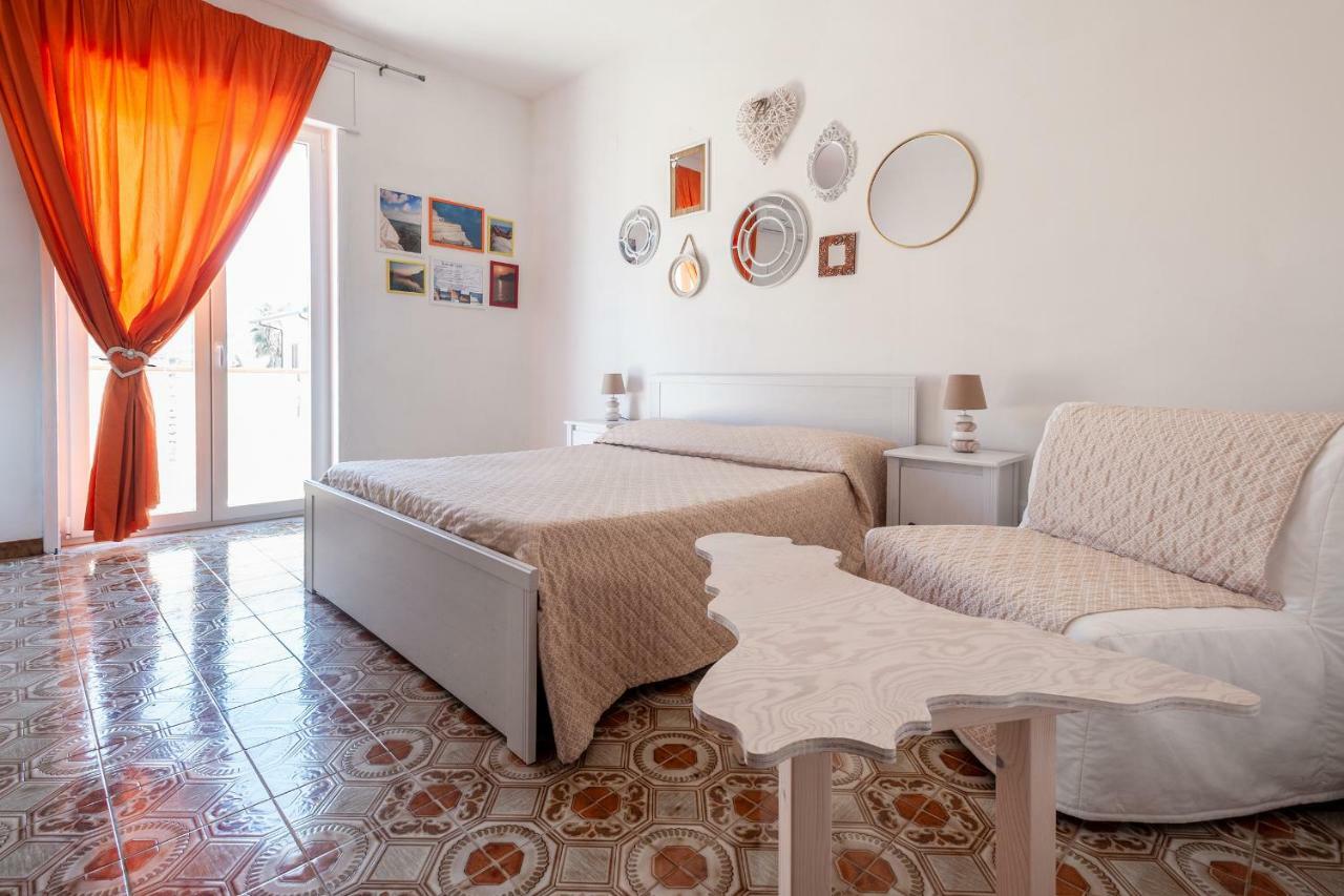 In Riva Al Mare B&B Capo d'Orlando Exterior photo